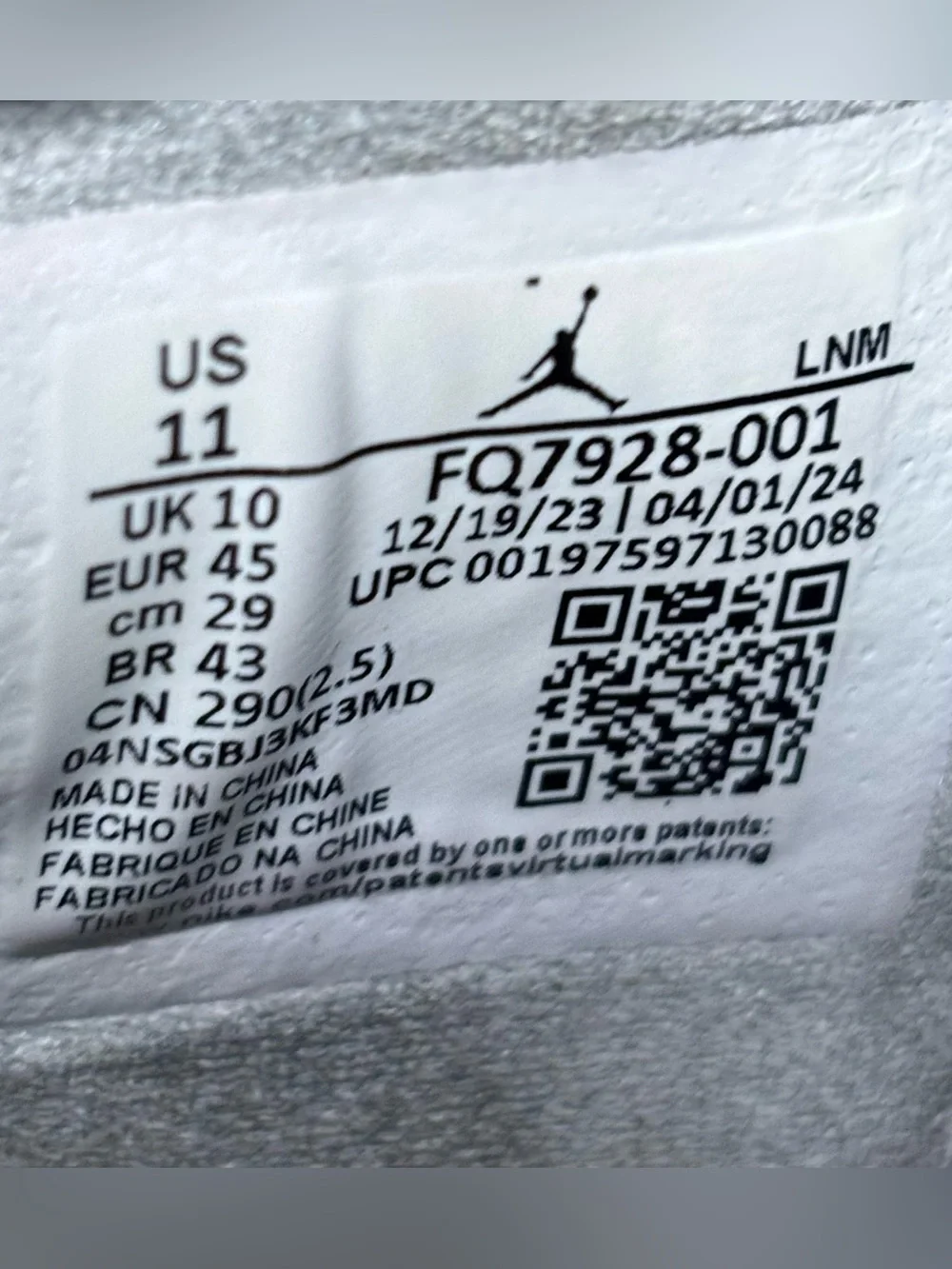 Jordan 4 Retro SE Wet Cement 2024 Size 11
